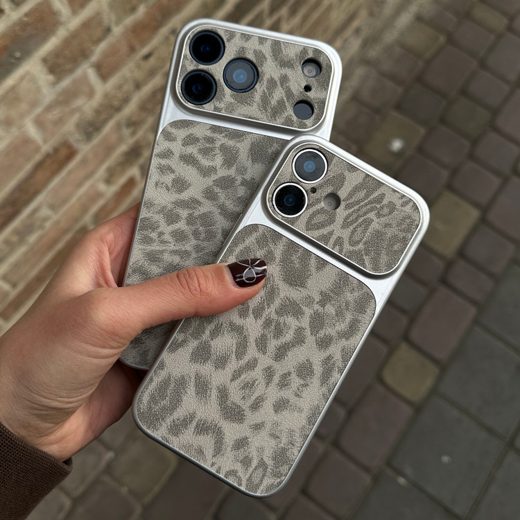 قاب پلنگی آیفون